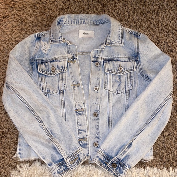 Lizard Thicket Jackets & Blazers - Lizard Thicket Cropped Denim Jacket